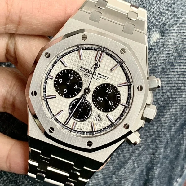 0bdc7e5319b745e0a07eddf2c597c8b4 Audemars Piguet Royal Oak chronograph 26331sT