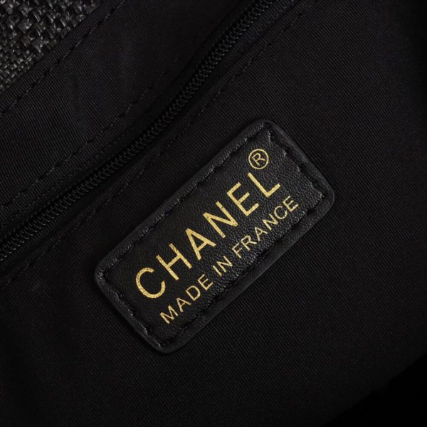 CHANEL Woven Straw Raffia Striped MediumDeauville Tote
