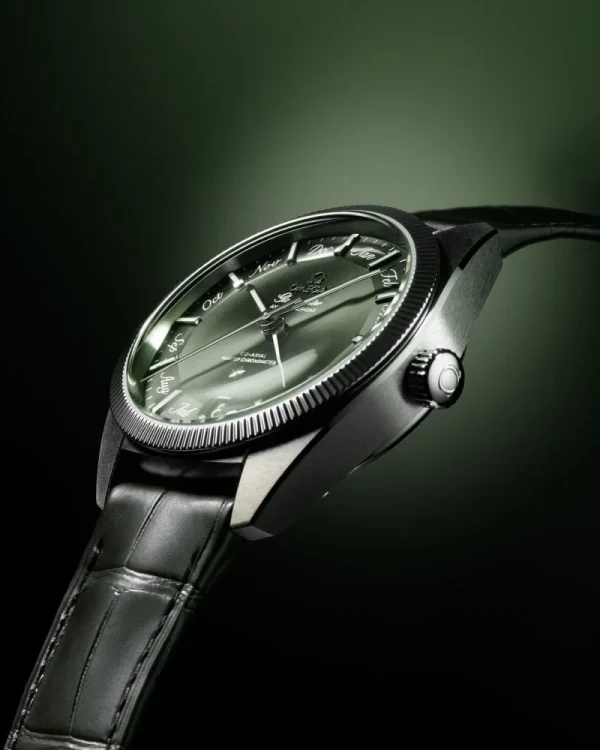 ff9e91d3c7c6783194a25045e1a35be7 Omega Constellation Universal Master Co-AxialMaster Chronometer Annual Calendar 41