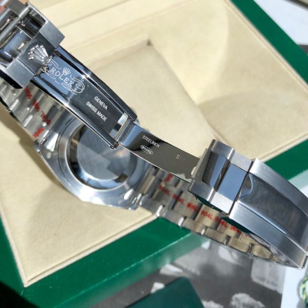 Rolex Cosmograph Daytona 116509-0072 Steel and Black Oyster White Gold Mens Watch