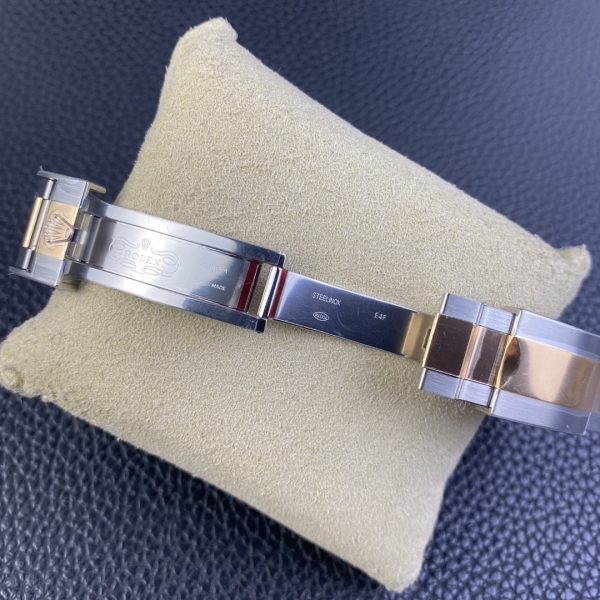 Rolex Yacht-Master M126621-0001, 40 mm, Steel and Rose Gold, Chocolate dial