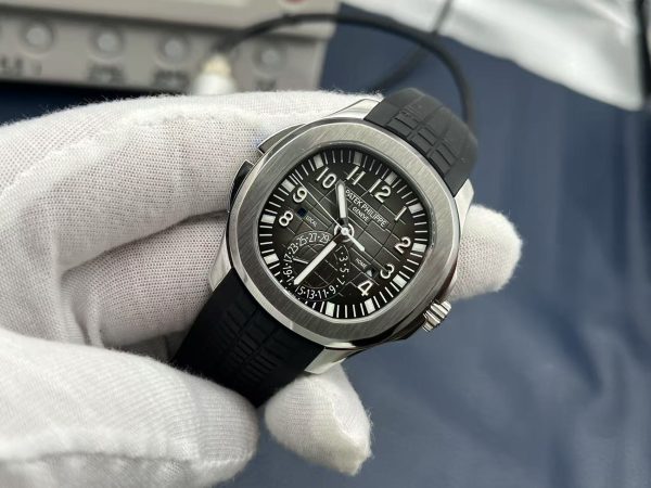 Patek Philippe AQUANAUT 5164A-001, Stainless Steel dual time zone, 40.8MM