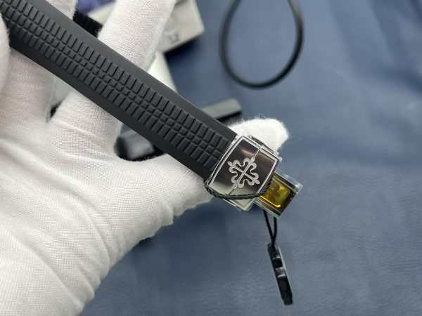 Patek Philippe AQUANAUT 5164A-001, Stainless Steel dual time zone, 40.8MM