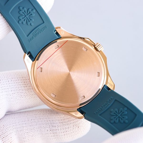 Patek Philippe AQUANAUT 5269R-001, 18K rose gold watch, composite strap