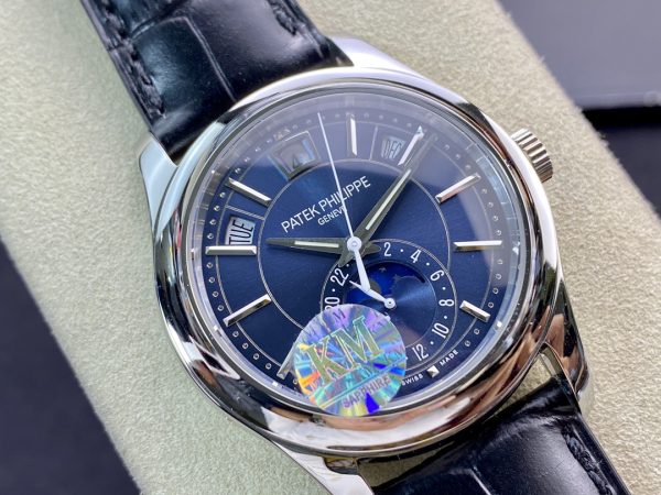 Patek Philippe Complications 5205G-013 Annual Calendar Moonphase18K White Gold Men’S Watch
