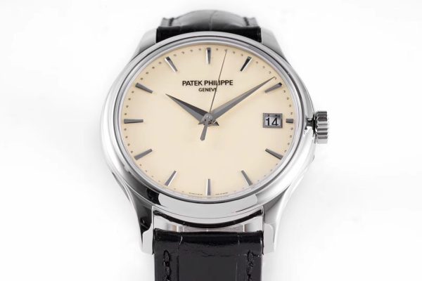 Patek Philippe Calatrava 5227G-001, 18K white gold flap case back
