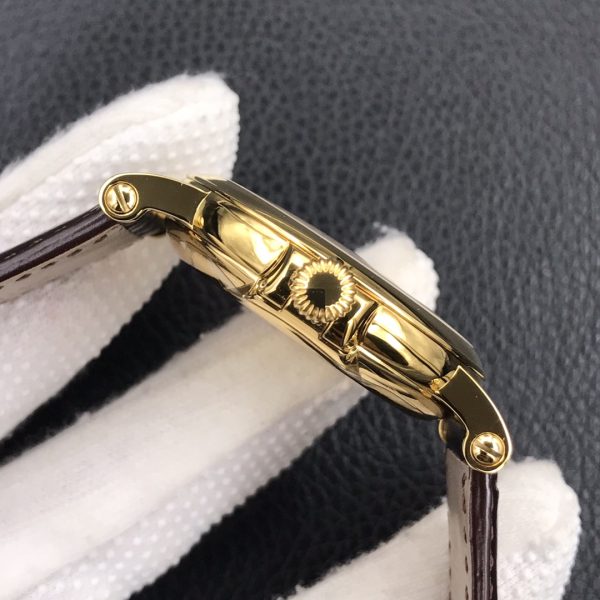Patek Philippe Calatrava 5153J-001, 18K yellow gold, flip-up case back