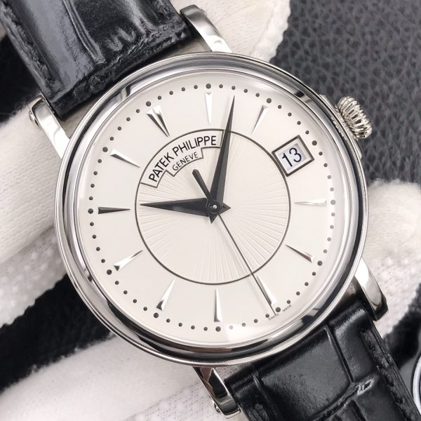 Patek Philippe Calatrava 5153G-010, white gold, flip-up case back