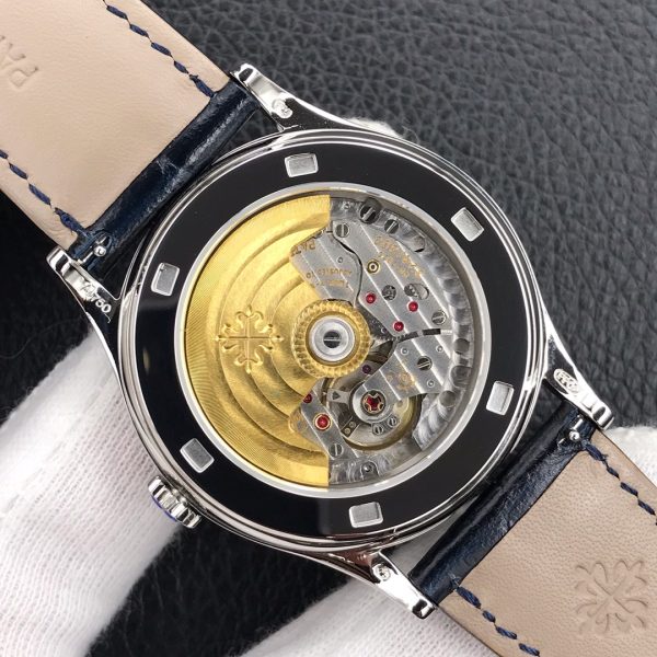 Patek Philippe Calatrava 5296G-001, 18K white gold, 38 mm