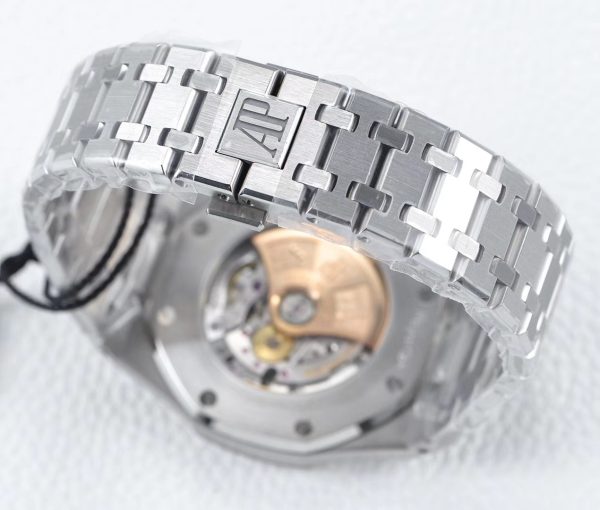 Audemars Piguet Royal Oak 15400ST.OO.1220ST.01 Automatic/Stainless Steel