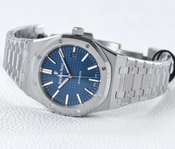 Audemars Piguet Royal Oak 15400ST.OO.1220ST.03 Automatic/Stainless Steel