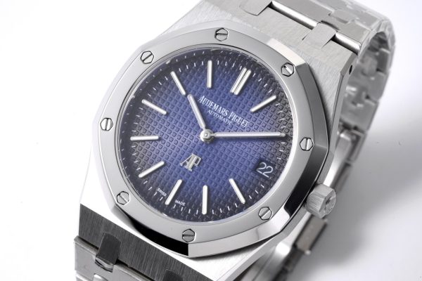 Audemars Piguet Royal Oak 15202IP.OO.1240IP.01 Stainless Steel Ultra-Thin Watch, 39 mm (Limited Edition Smoky Blue)