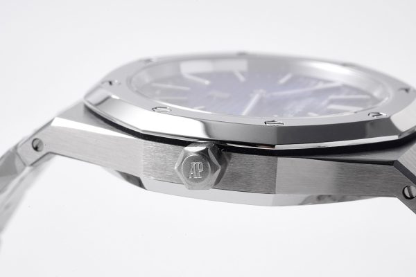 Audemars Piguet Royal Oak 15202IP.OO.1240IP.01 Stainless Steel Ultra-Thin Watch, 39 mm (Limited Edition Smoky Blue)