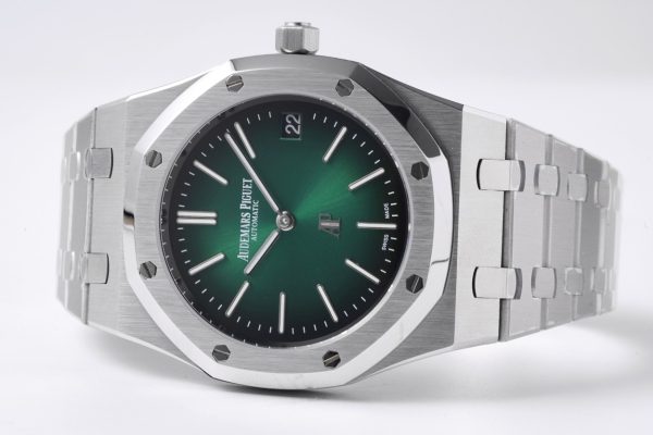 Audemars Piguet Royal Oak 15202PT.OO.1240PT.01 Stainless Steel Ultra-Thin, 39mm (Aurora Green)
