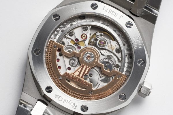Audemars Piguet Royal Oak 15202PT.OO.1240PT.01 Stainless Steel Ultra-Thin, 39mm (Aurora Green)