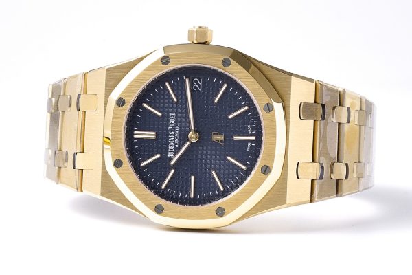 Audemars Piguet Royal Oak 15202BA.OO.1240BA.01 Stainless steel ultra-thin watch, 39 mm 18K yellow gold