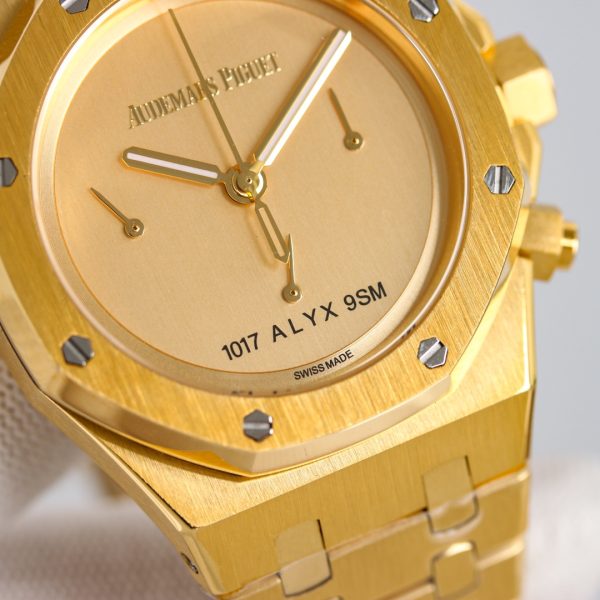 Audemars Piguet Royal Oak 26240BA.OO.1320BA.01, 18K yellow gold