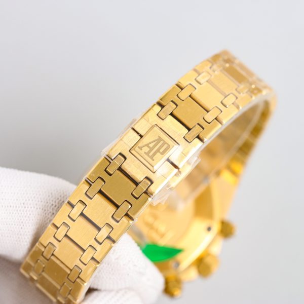 Audemars Piguet Royal Oak 26240BA.OO.1320BA.01, 18K yellow gold