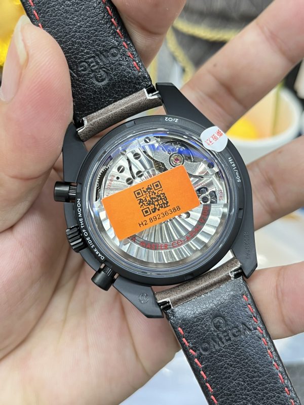 Speedmaster “Dark Side of the Moon” Ceramic, 311.92.44.51.01.006