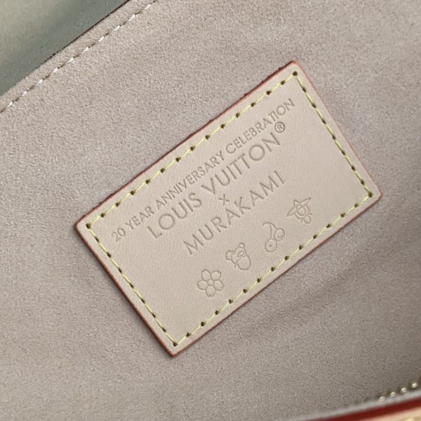 LV x TM Dauphine Soft GM M13255