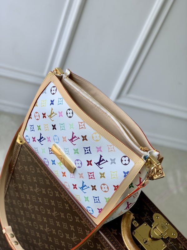 LV x TM Dauphine Soft GM M13255
