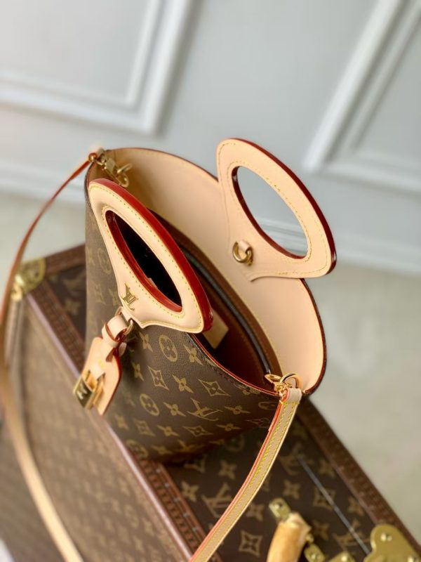 Louis Vuitton Rivage BB Bag M14680