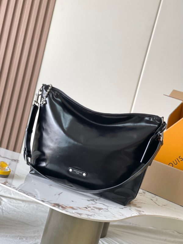 Vagabond Hobo Bag M13986