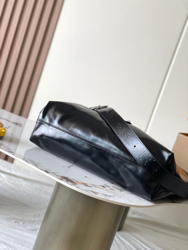 Vagabond Hobo Bag M13986