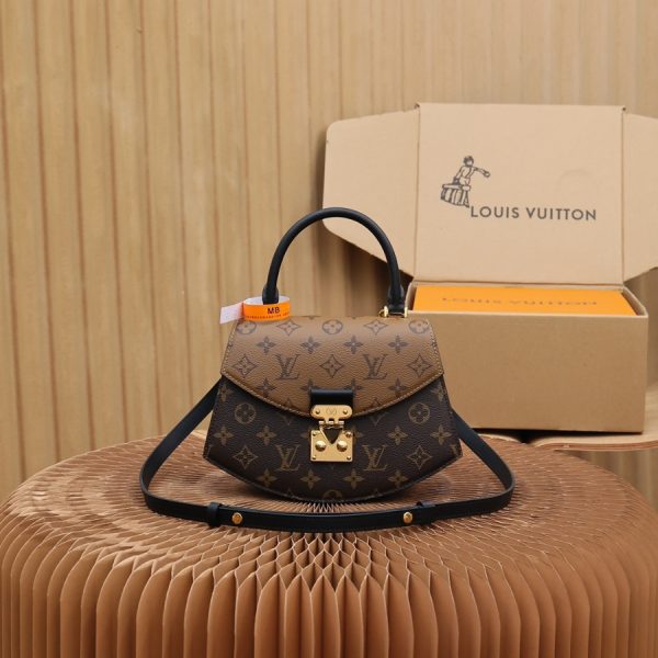 Tilsitt Bag M46548