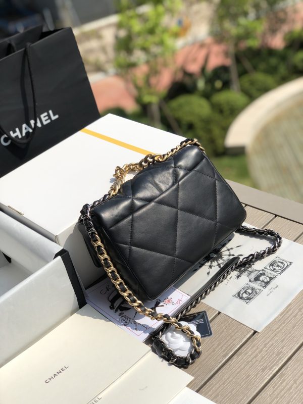 CHANEL 19 Handbag