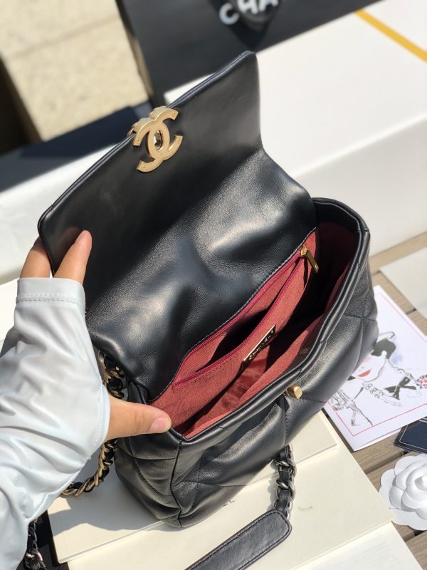 CHANEL 19 Handbag