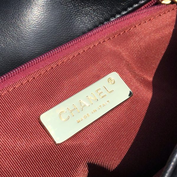 CHANEL 19 Handbag