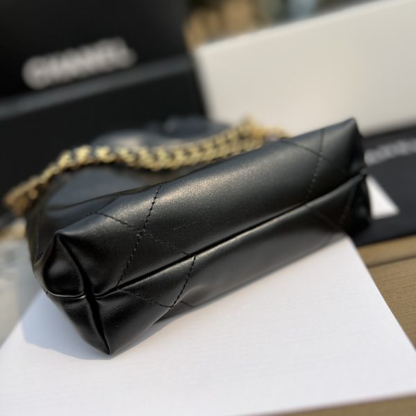 CHANEL 22 Mini Handbag