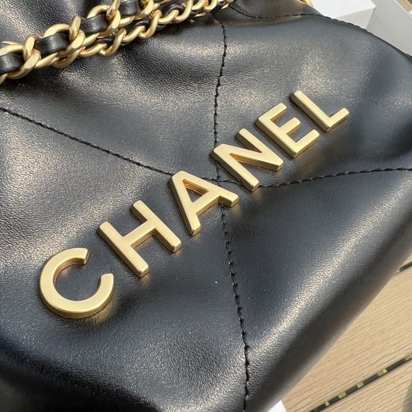 CHANEL 22 Mini Handbag