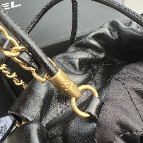 CHANEL 22 Mini Handbag