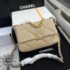 Chanel 19 - Small
