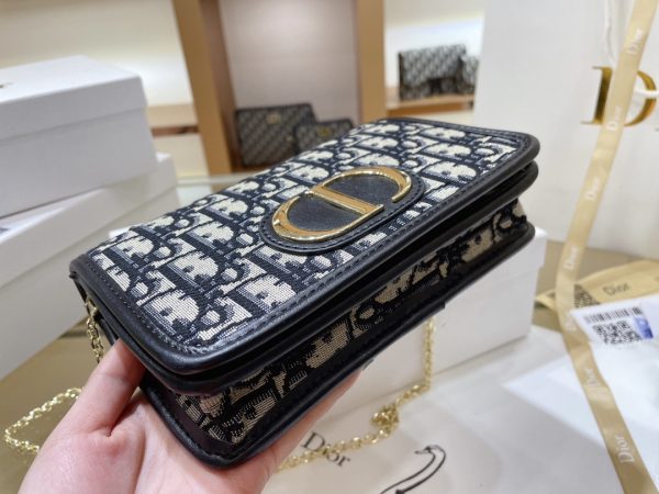 30 Montaigne 2-In-1 cloth handbag
