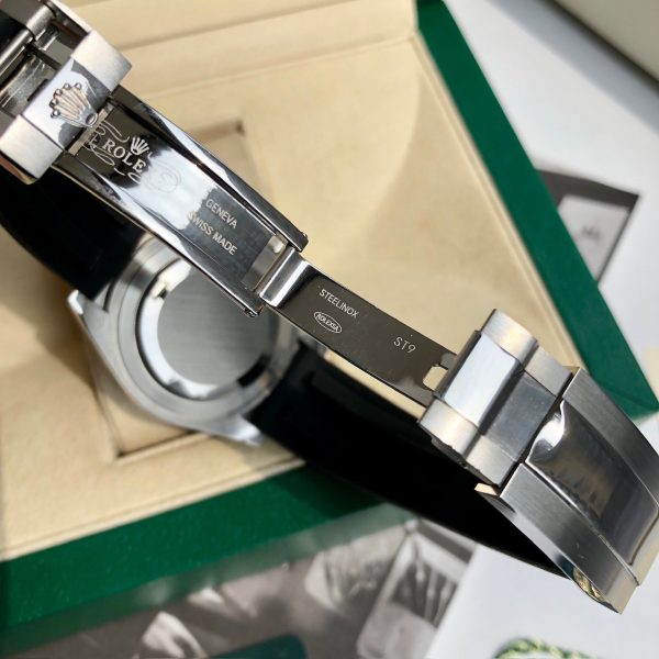Rolex Cosmograph Daytona 40mm, Ref. # 116519ln-0038