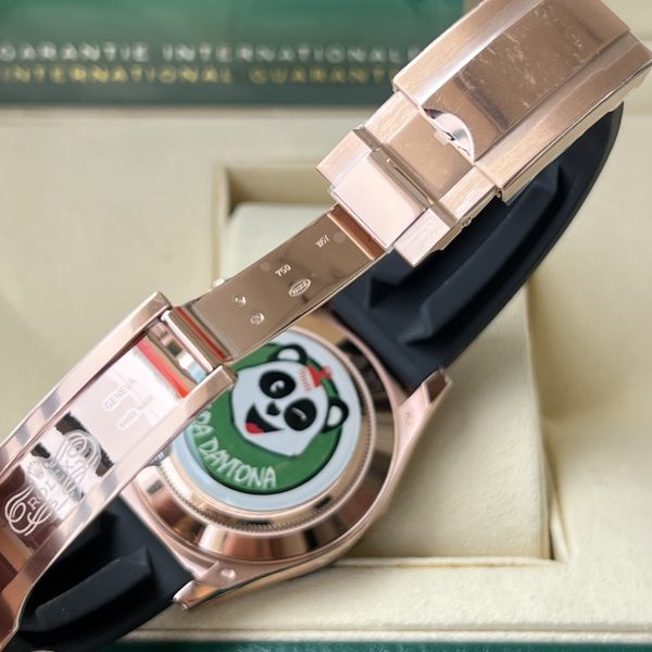 Rolex Cosmograph Daytona Pink and black Dial Oysterflex Strap Mens Everose Watch 116515LN-0018