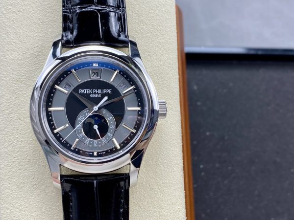 Patek Philippe Complications 5205G-010 Annual Calendar Moonphase18K White Gold Men’S Watch