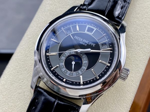 Patek Philippe Complications 5205G-010 Annual Calendar Moonphase18K White Gold Men’S Watch