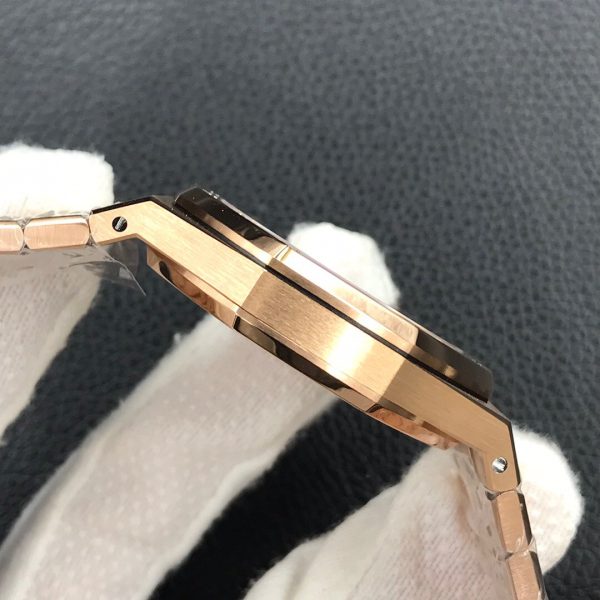 Audemars Piguet Royal Oak 15500OR.OO.1220OR.01, 18K rose gold