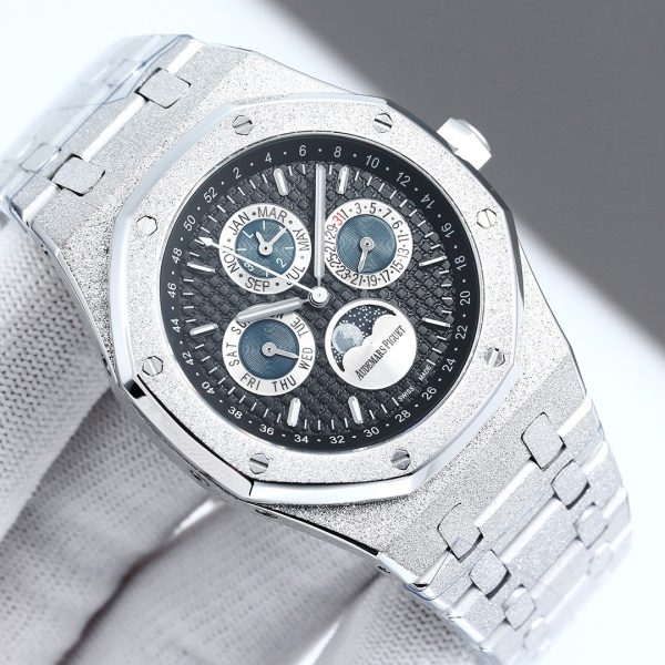 Audemars Piguet Royal Oak 26574BC.GG.1224BC.01 Automatic Chronograph Frosted White Gold Black Dial