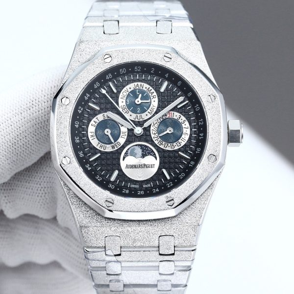 Audemars Piguet Royal Oak 26574BC.GG.1224BC.01 Automatic Chronograph Frosted White Gold Black Dial