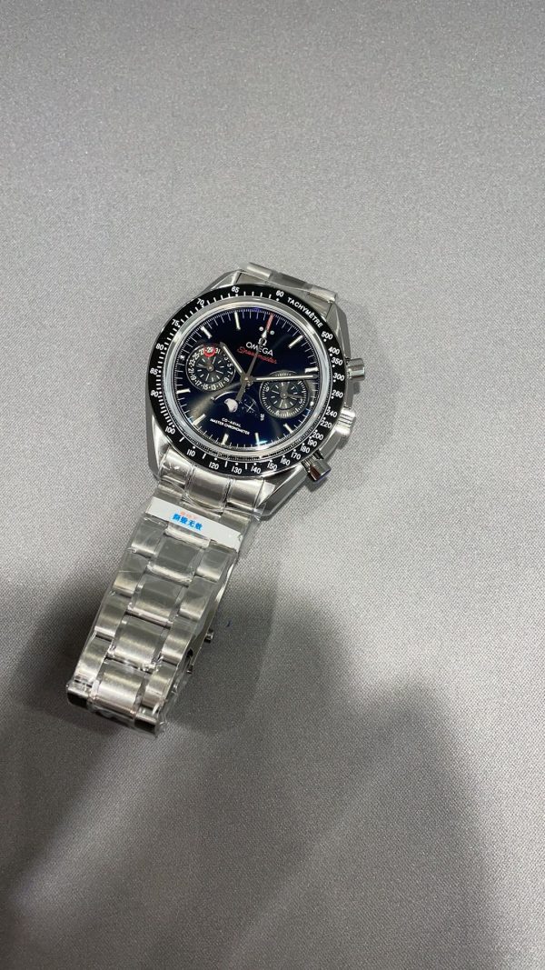 Speedmaster Moon Phase 304.30.44.52.01.001